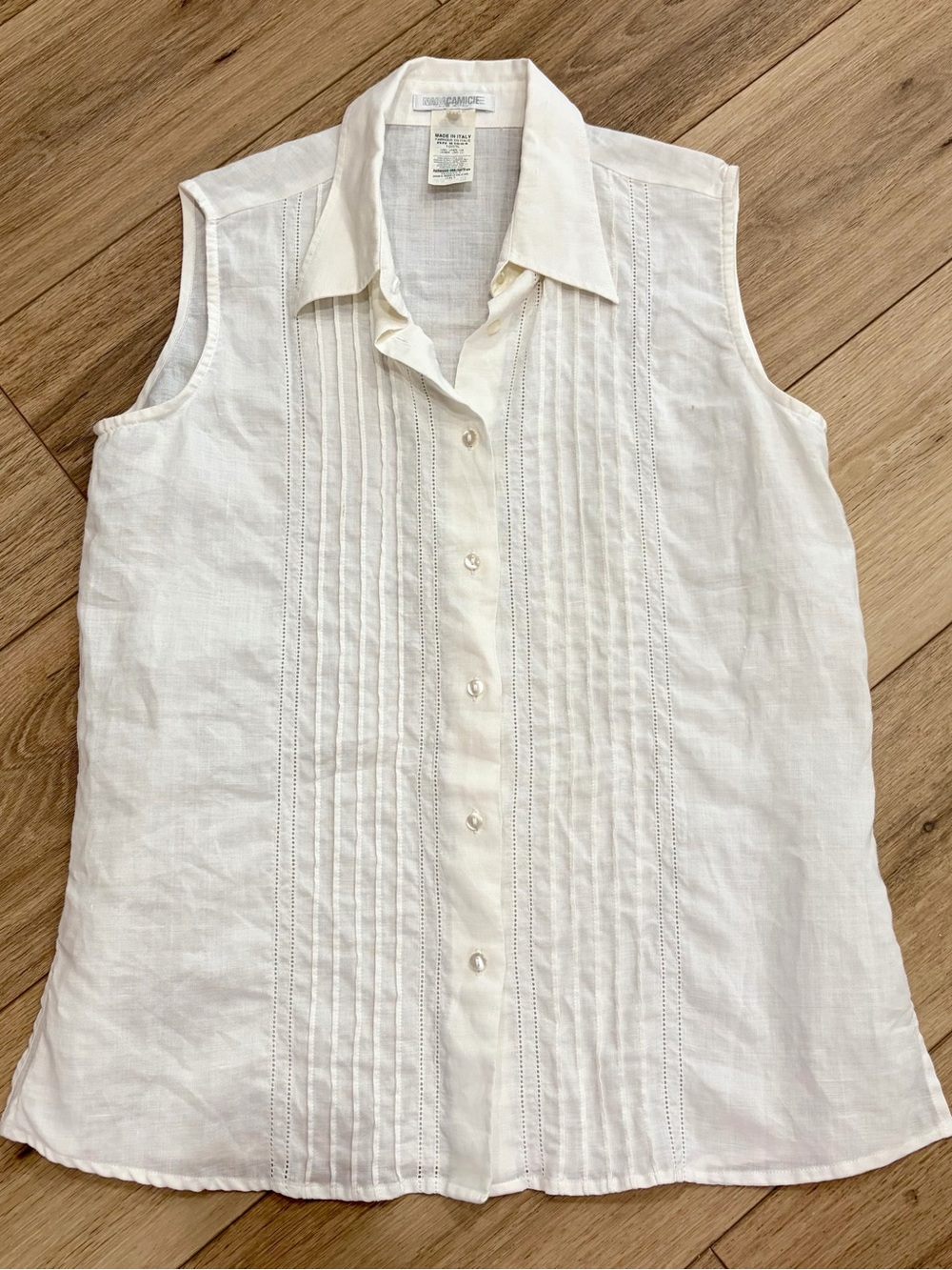 Nara Camicie White Sleeveless Pintuck Button-Front Linen Shirt 3